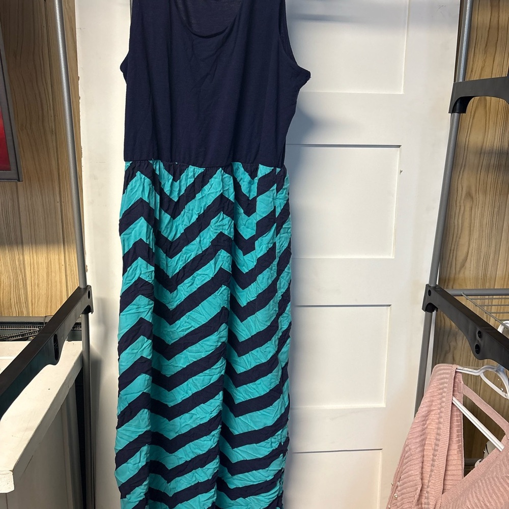 Faded Glory Navy and Teal Chevron Maxi Dress
